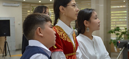 Алматинские школьники подготовили документальную выставку в честь Дня Конституции фото галереи 2