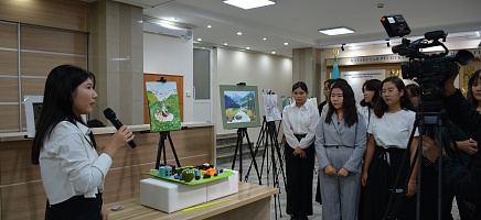 Алматинские школьники подготовили документальную выставку в честь Дня Конституции фото галереи 14