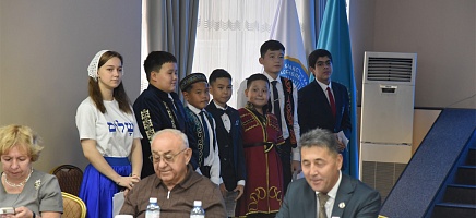 Юбилей Магжана Жумабаева отметили в Алматы фото галереи 2