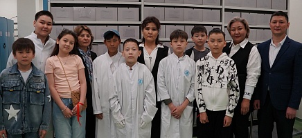 Школьники отметили День защиты детей в Архиве Президента РК фото галереи 7