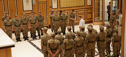 Студентам военной кафедры показали работу Архива Президента фото галереи 4