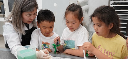 Школьники отметили День защиты детей в Архиве Президента РК фото галереи 2