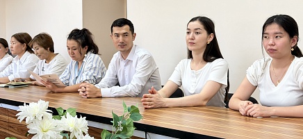 Молодые архивисты встретились с ветераном архивного дела фото галереи 1