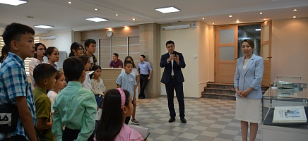 Young Archivist фото галереи 4
